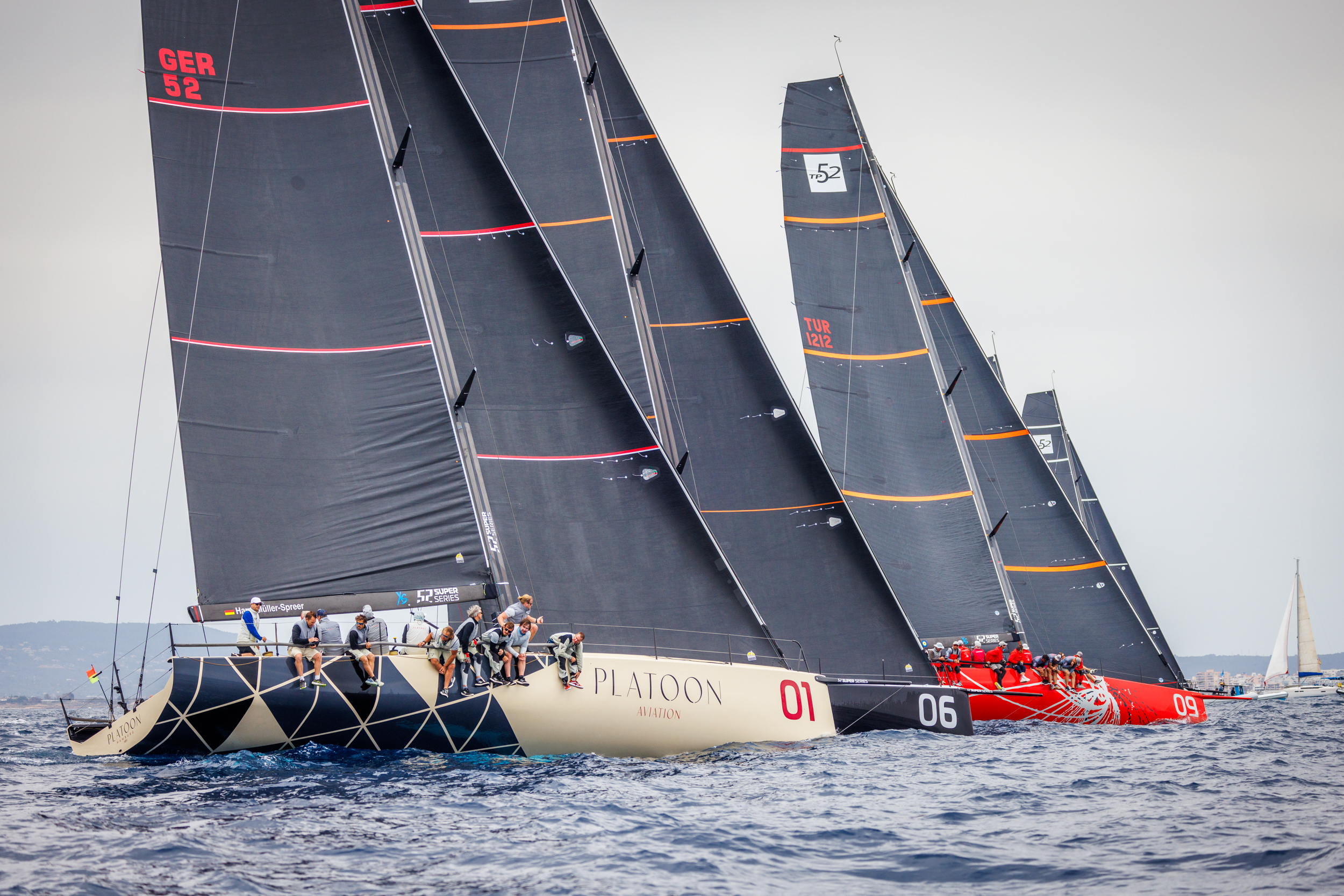 Mastering the early light winds might be key to 52 SUPER SERIES PalmaVela success.