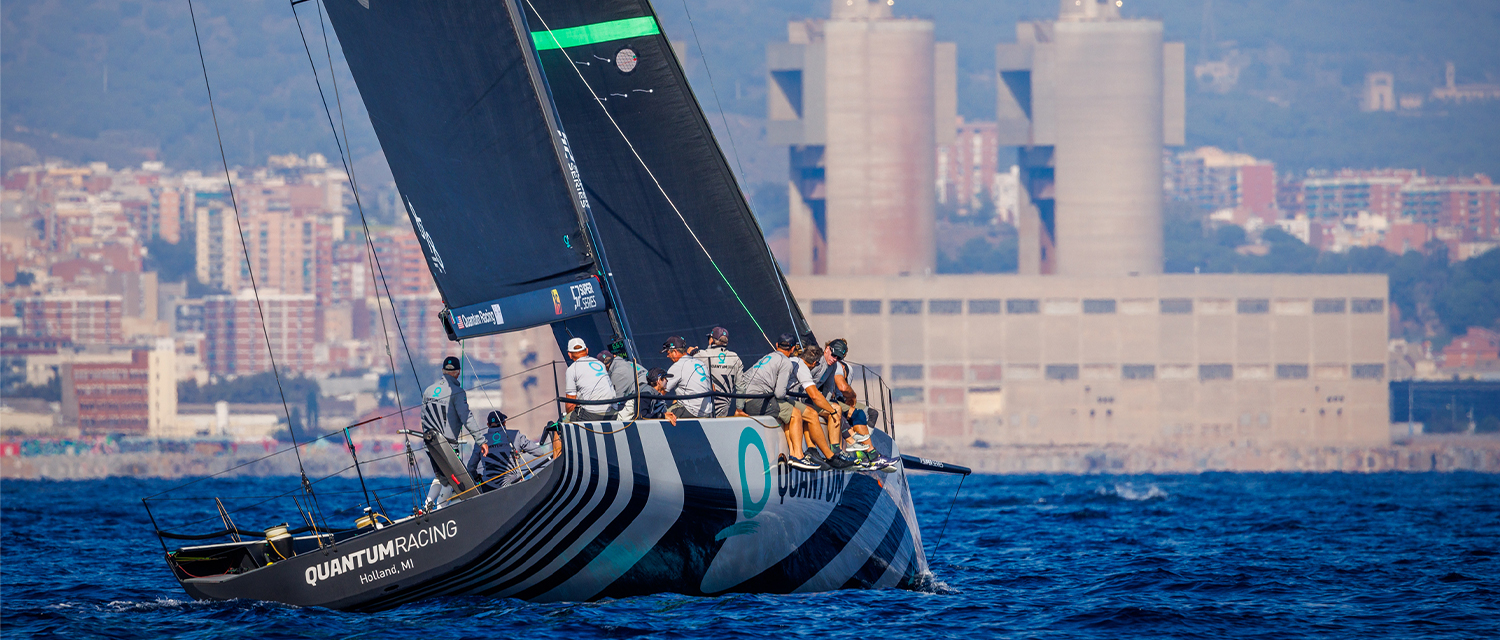 El campeón de las 52 SUPER SERIES estrena imagen y tripulación