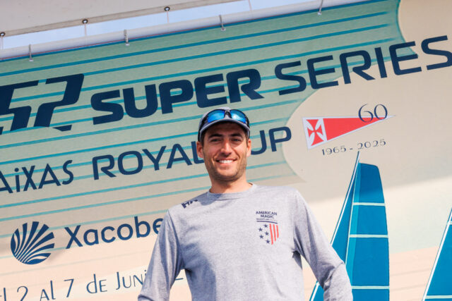 52 Super Series