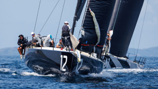 52 Super Series