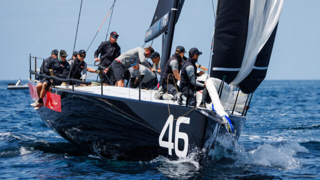 52 Super Series