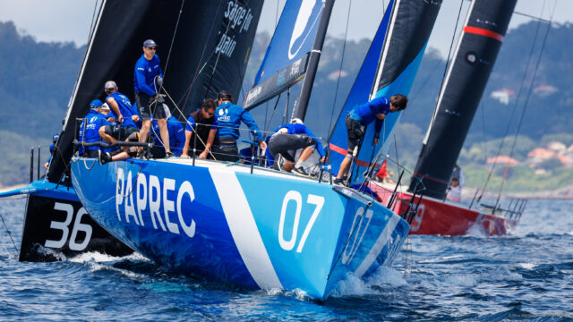 52 Super Series