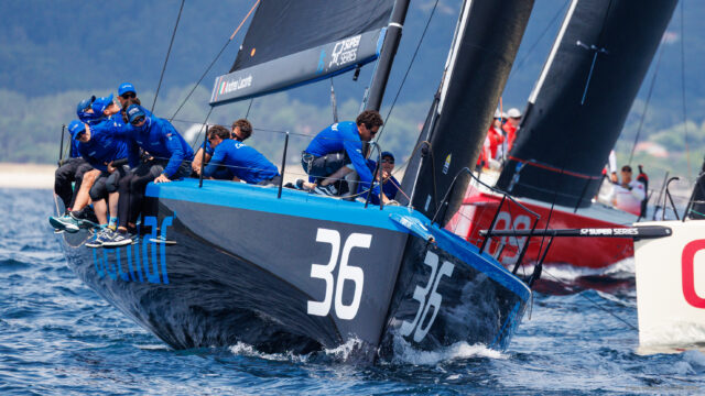 52 Super Series