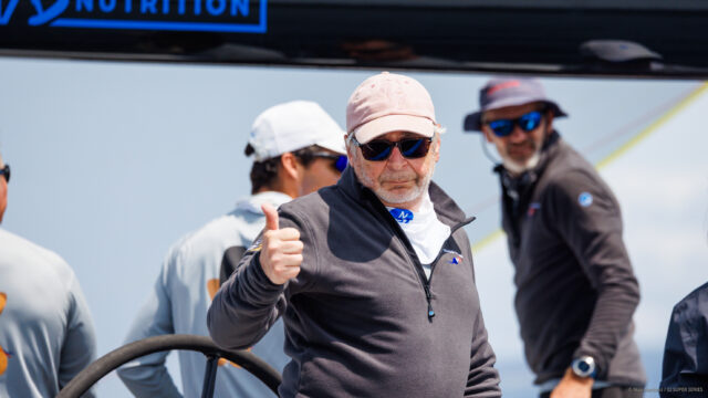 52 Super Series