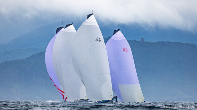 52 Super Series