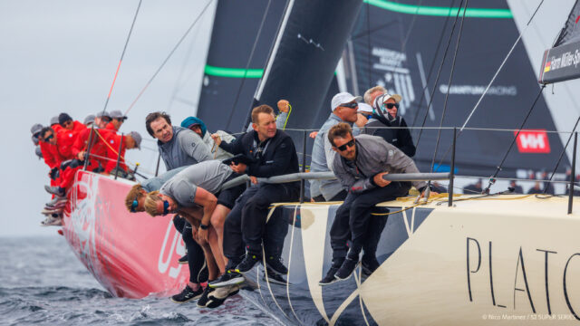 52 Super Series