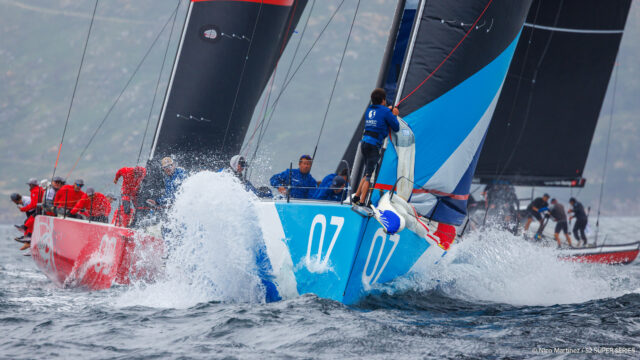 52 Super Series