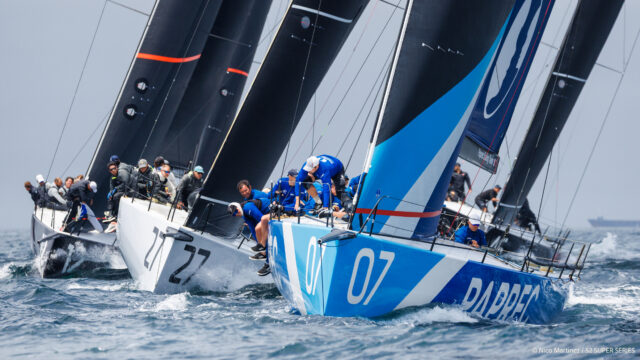 52 Super Series