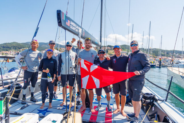 52 Super Series