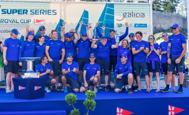 52 Super Series