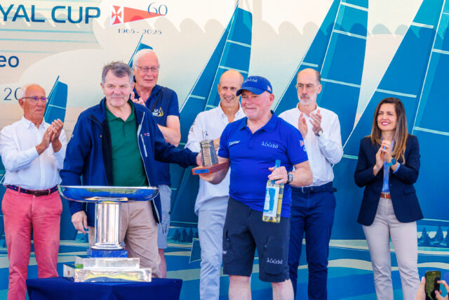 52 Super Series