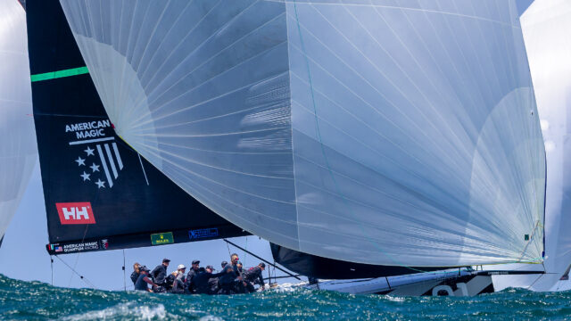52 Super Series