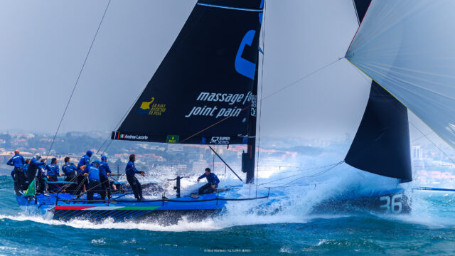 52 Super Series