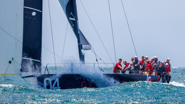 52 Super Series
