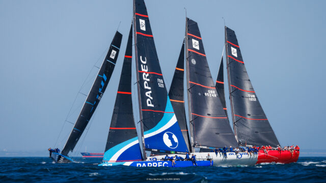 52 Super Series