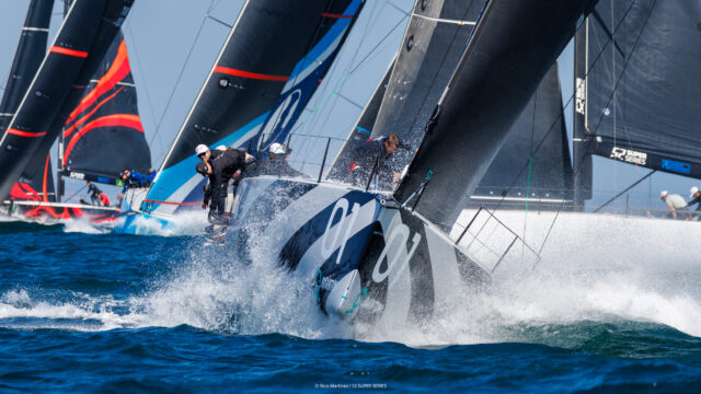 52 Super Series