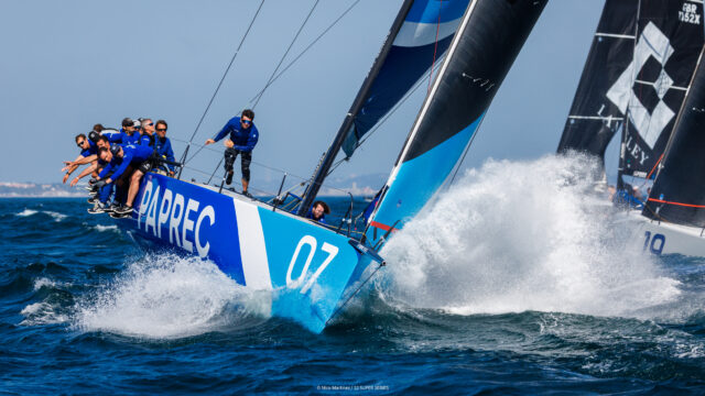 52 Super Series