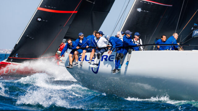 52 Super Series
