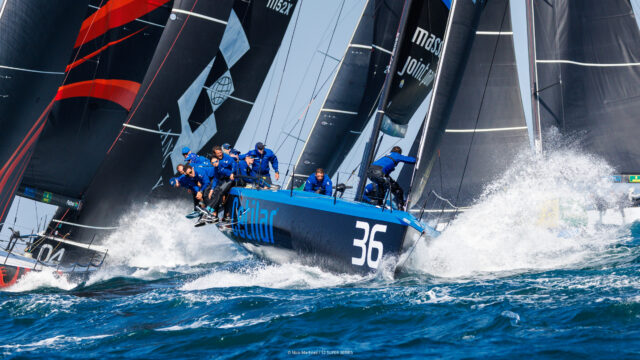 52 Super Series