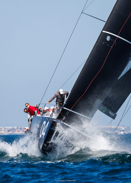 52 Super Series