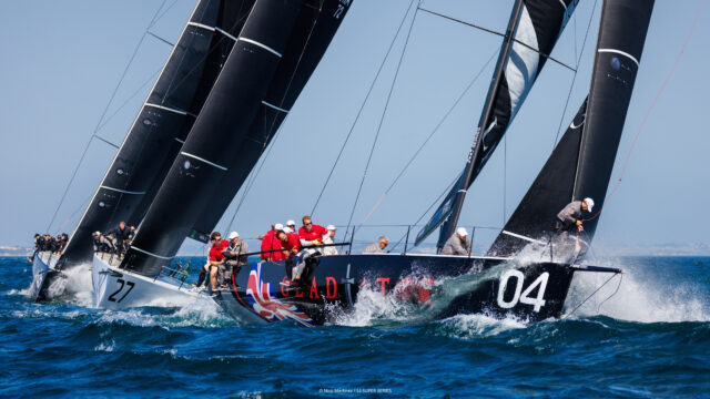52 Super Series
