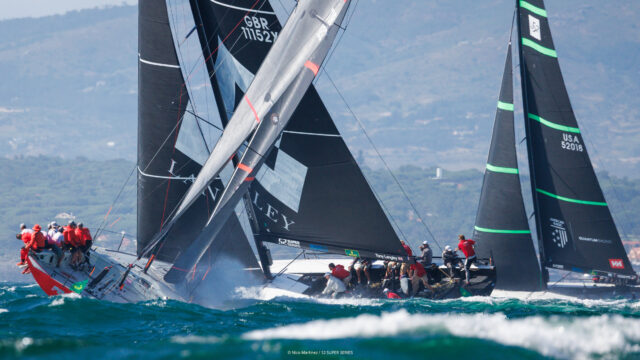 52 Super Series