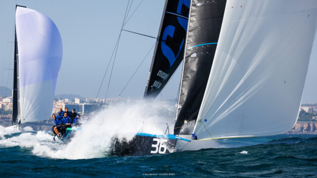 52 Super Series