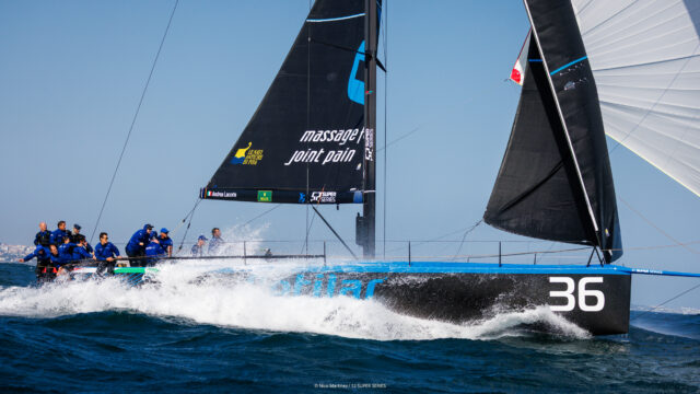 52 Super Series