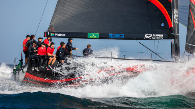 52 Super Series
