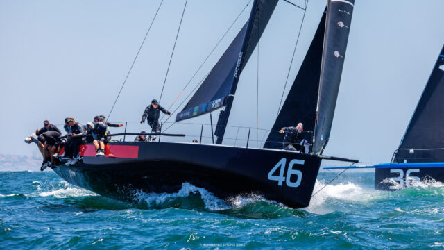 52 Super Series
