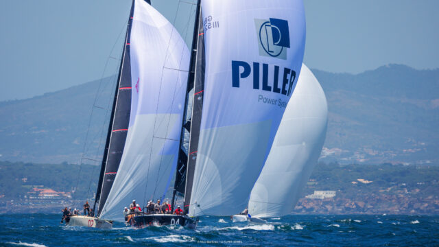 52 Super Series