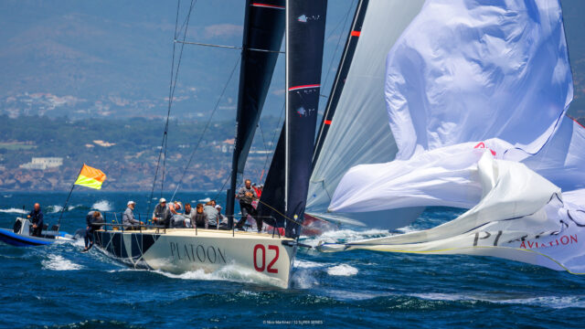 52 Super Series