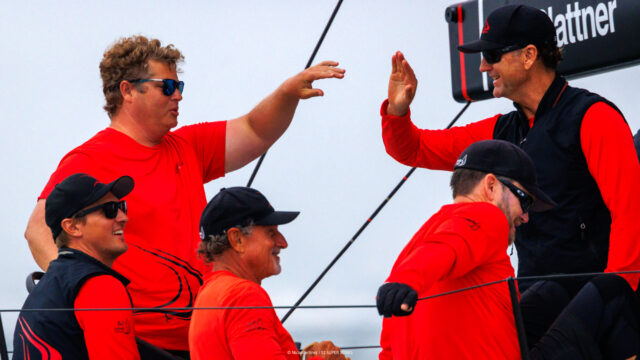 52 Super Series
