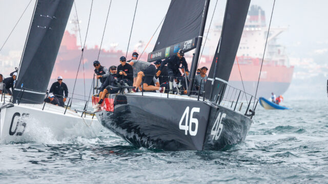 52 Super Series