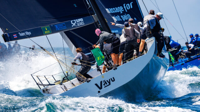 52 Super Series