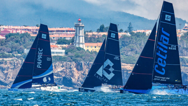 52 Super Series