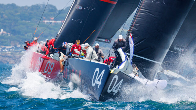 52 Super Series