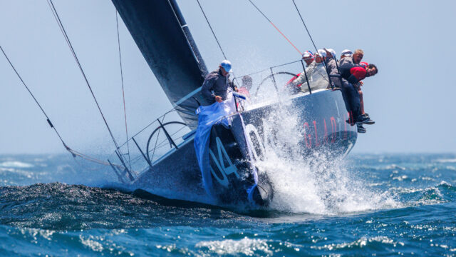 52 Super Series