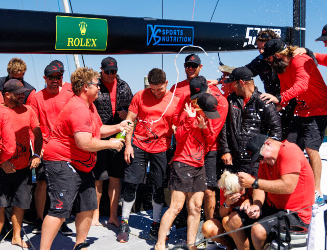 52 Super Series