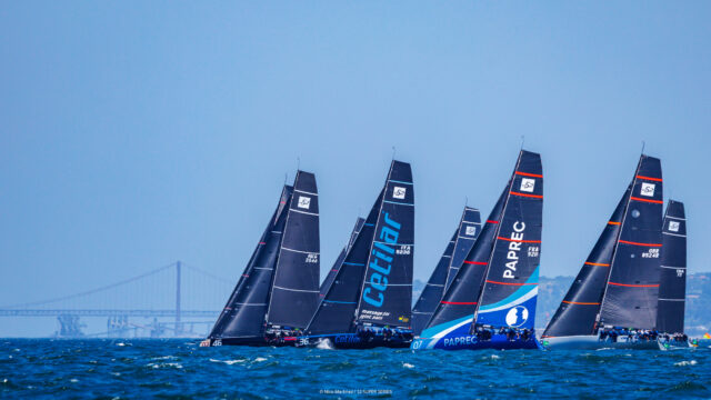 52 Super Series