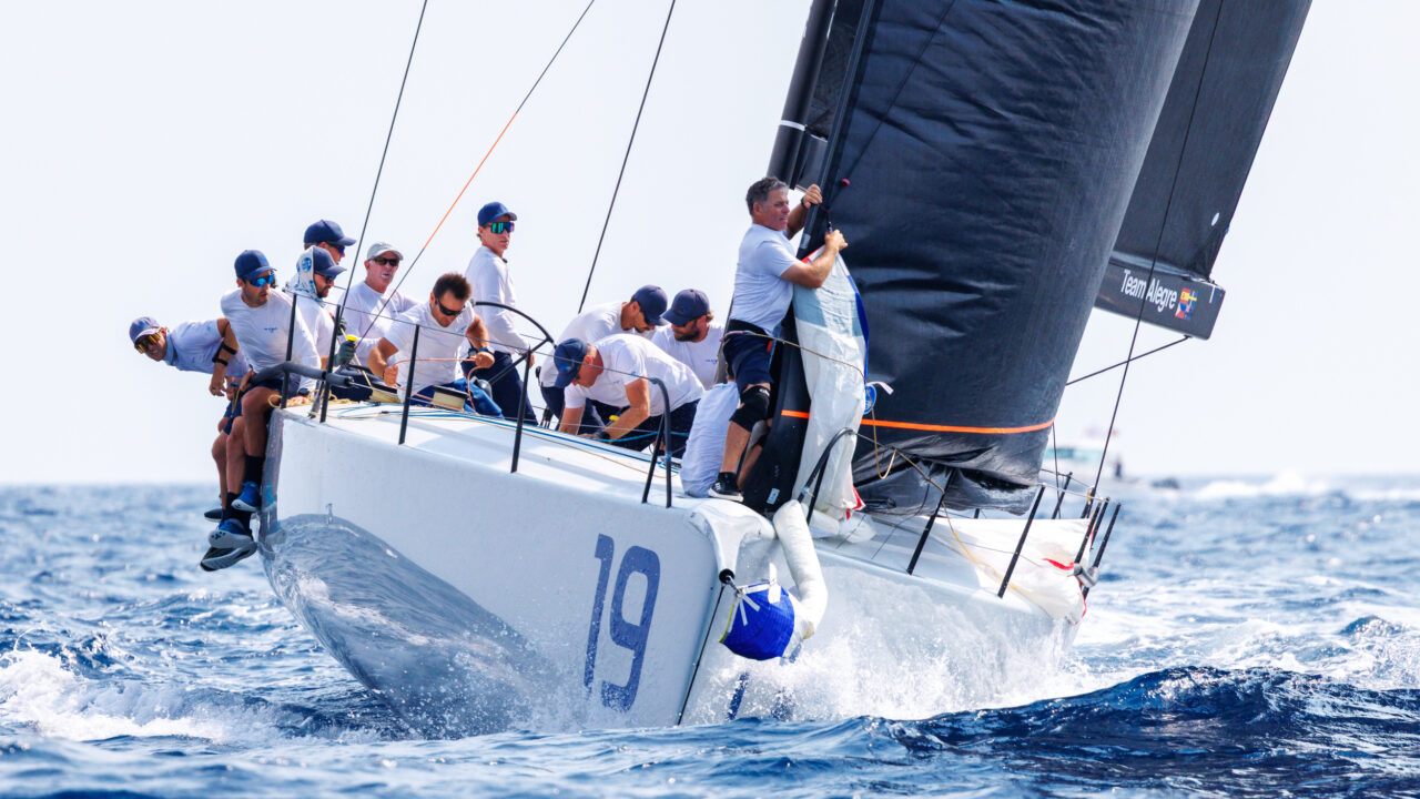 Solo una prova nella prima giornata della Puerto Portals 52 SUPER SERIES Sailing Week.