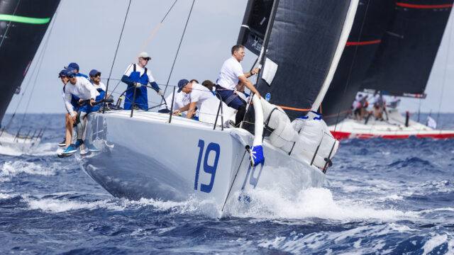 52 SUPER SERIES – PORTO CERVO – RANGE ROVER