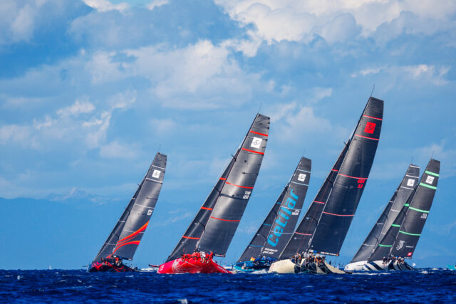 52 SUPER SERIES – PORTO CERVO – RANGE ROVER