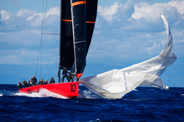 52 SUPER SERIES – PORTO CERVO – RANGE ROVER