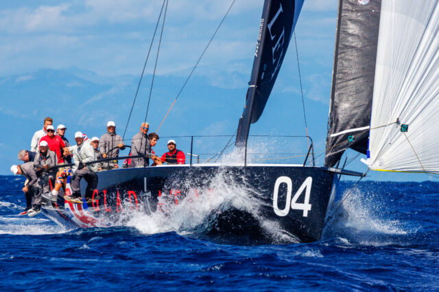 52 SUPER SERIES – PORTO CERVO – RANGE ROVER